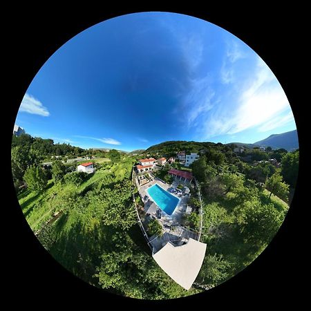 Appartamento Pool House Maslina Mostar Esterno foto