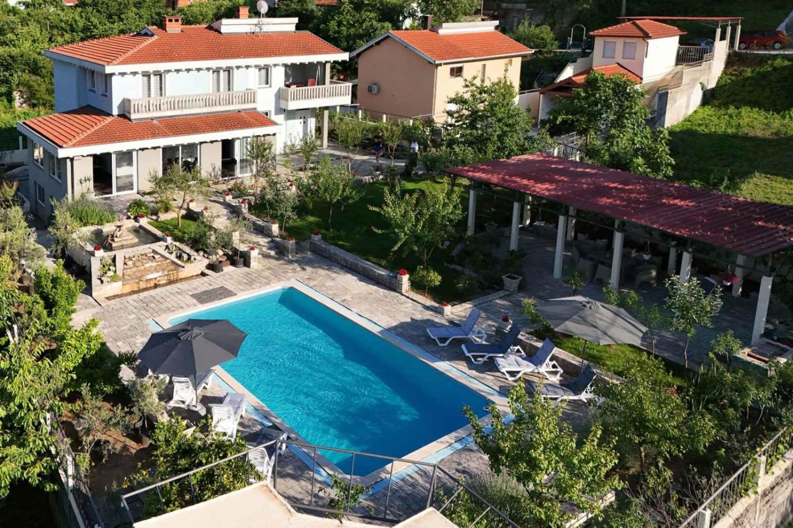 Appartamento Pool House Maslina Mostar Esterno foto