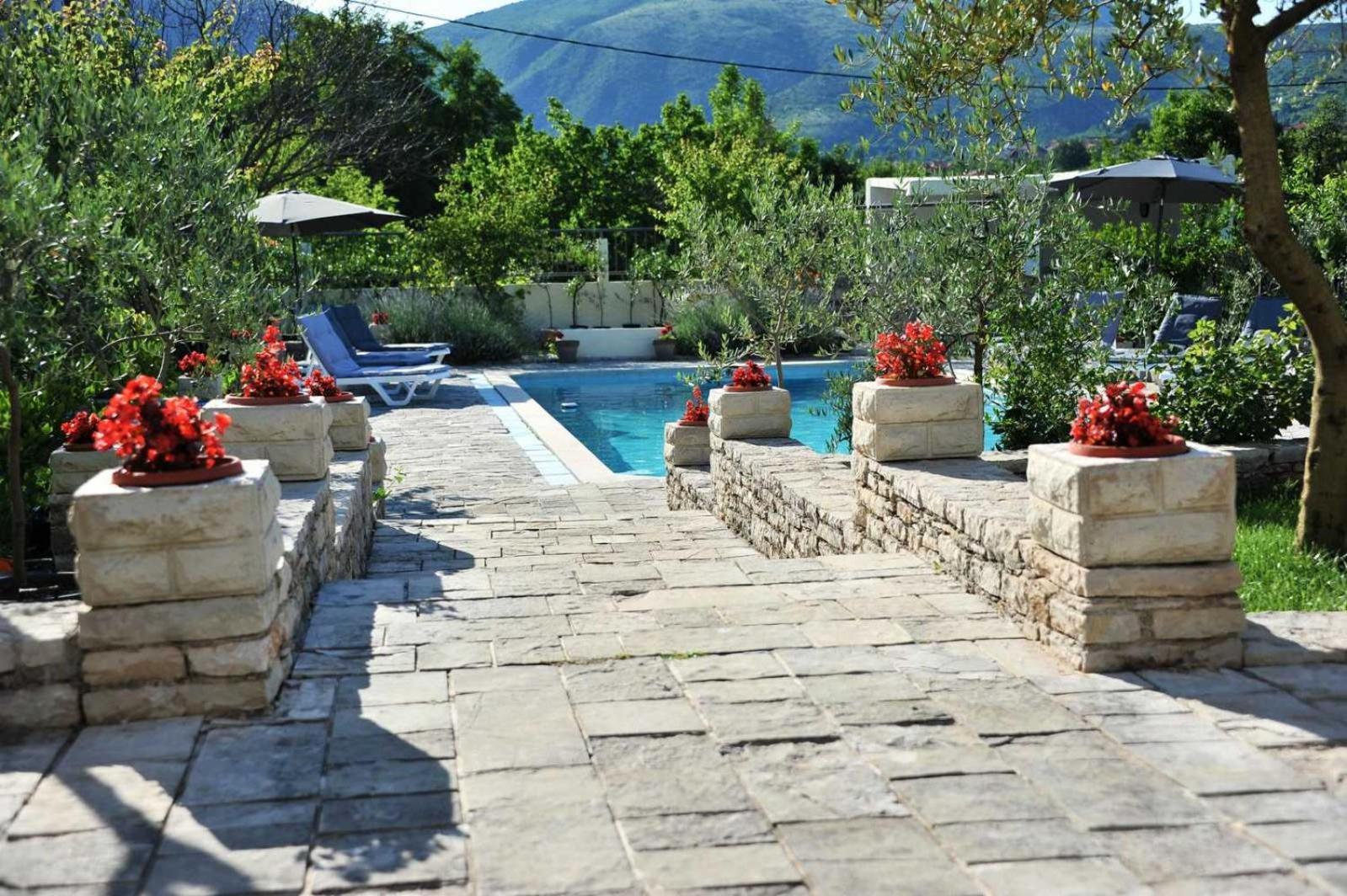 Appartamento Pool House Maslina Mostar Esterno foto