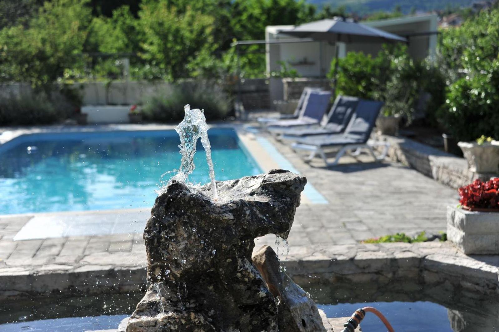 Appartamento Pool House Maslina Mostar Esterno foto