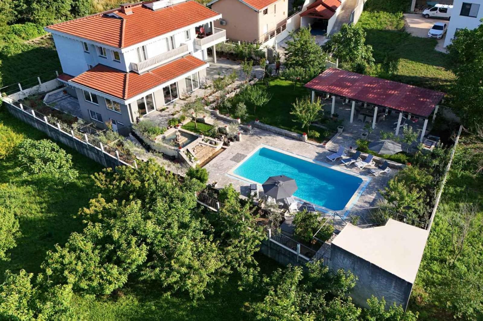 Appartamento Pool House Maslina Mostar Esterno foto