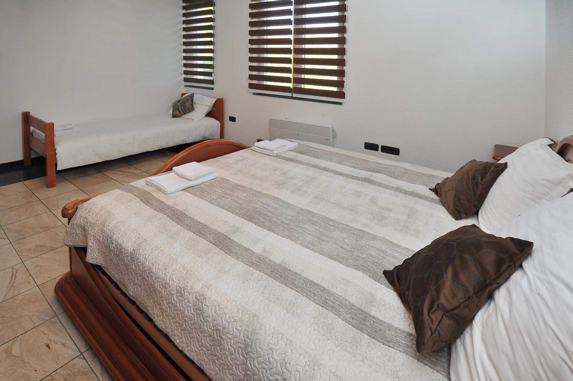Appartamento Pool House Maslina Mostar Esterno foto