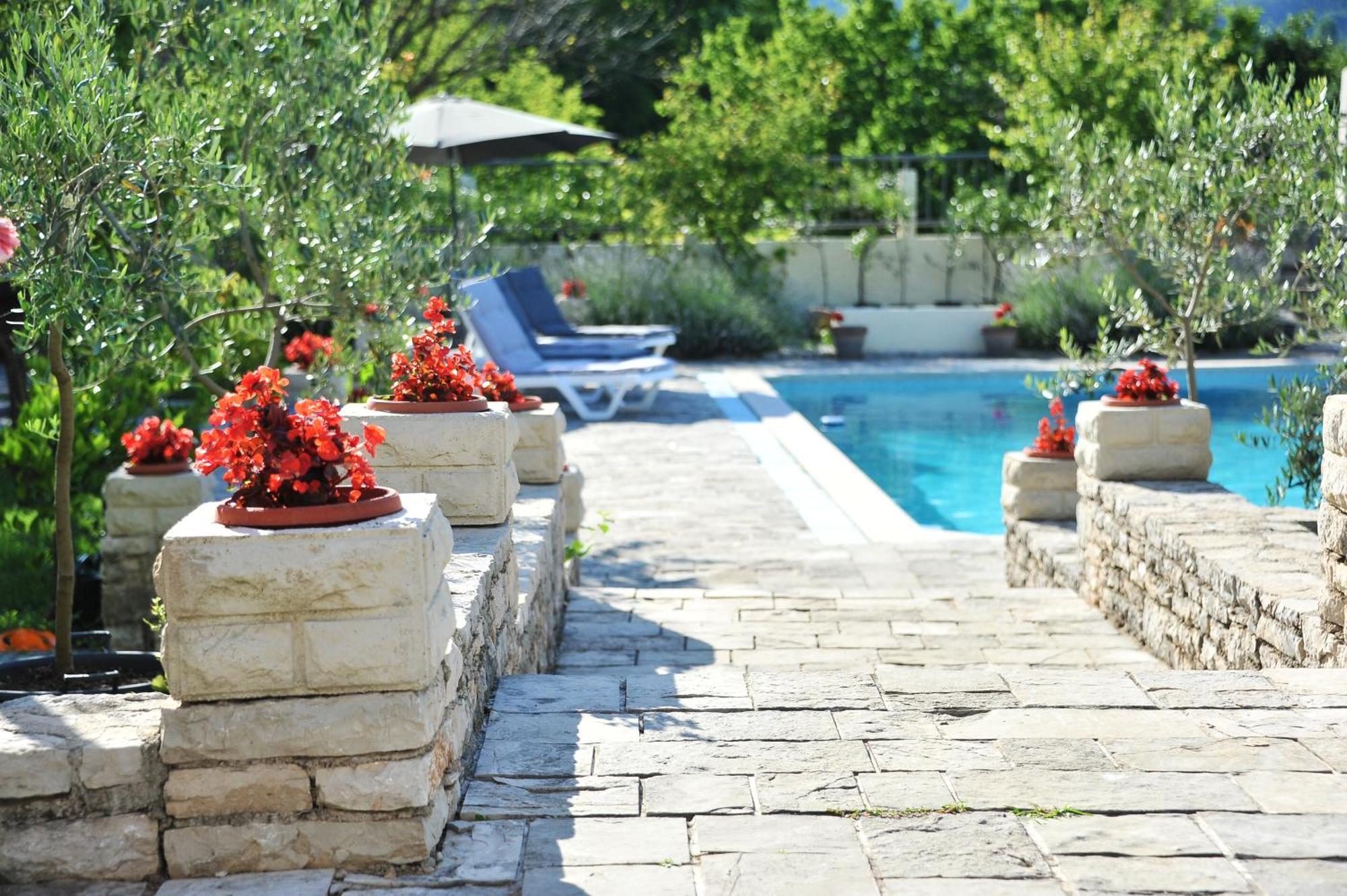 Appartamento Pool House Maslina Mostar Esterno foto